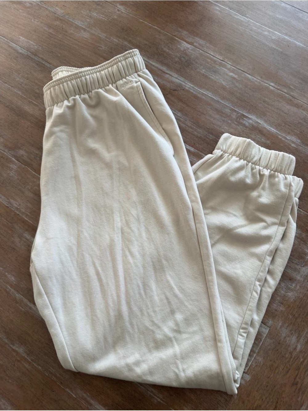 DSG Cream Jogger Pants - Unbranded- M